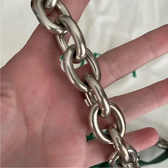 Bottega Veneta Leather Chain
Pouch Belt Bag - Picture 11 of 16